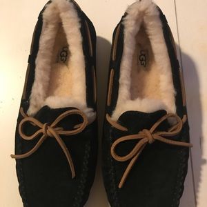 Ugg Dakota Slipper.